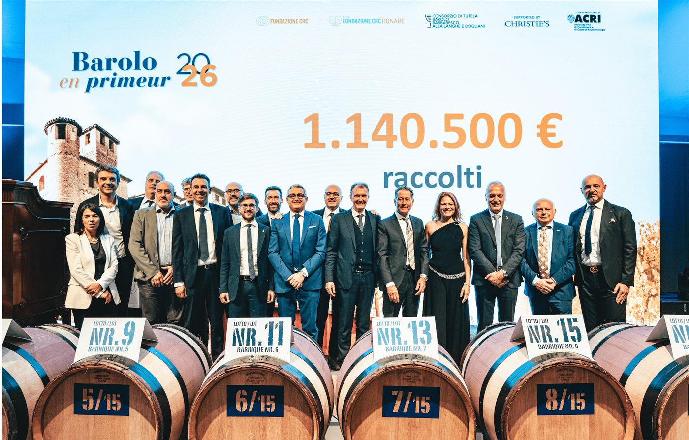 Dall’asta di Barolo en Primeur raccoglie 1.140.500 € per l’accoglienza dei lavoratori stagionali delle vigne
